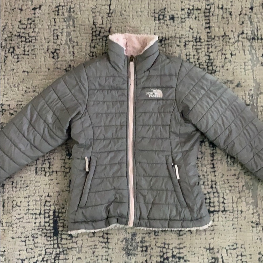 Kids The North Face puffy coat. Reversible !